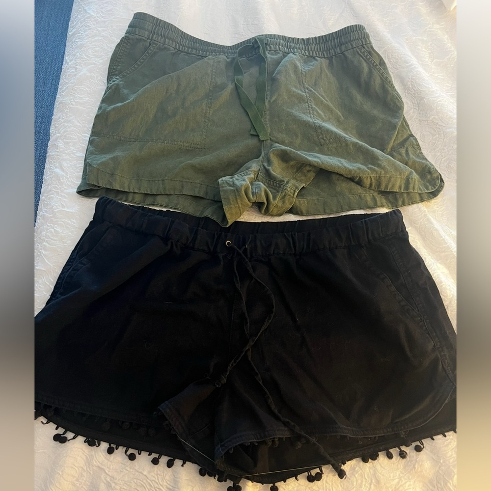 J. Crew Black and Green Cargo Shorts Versatile Style